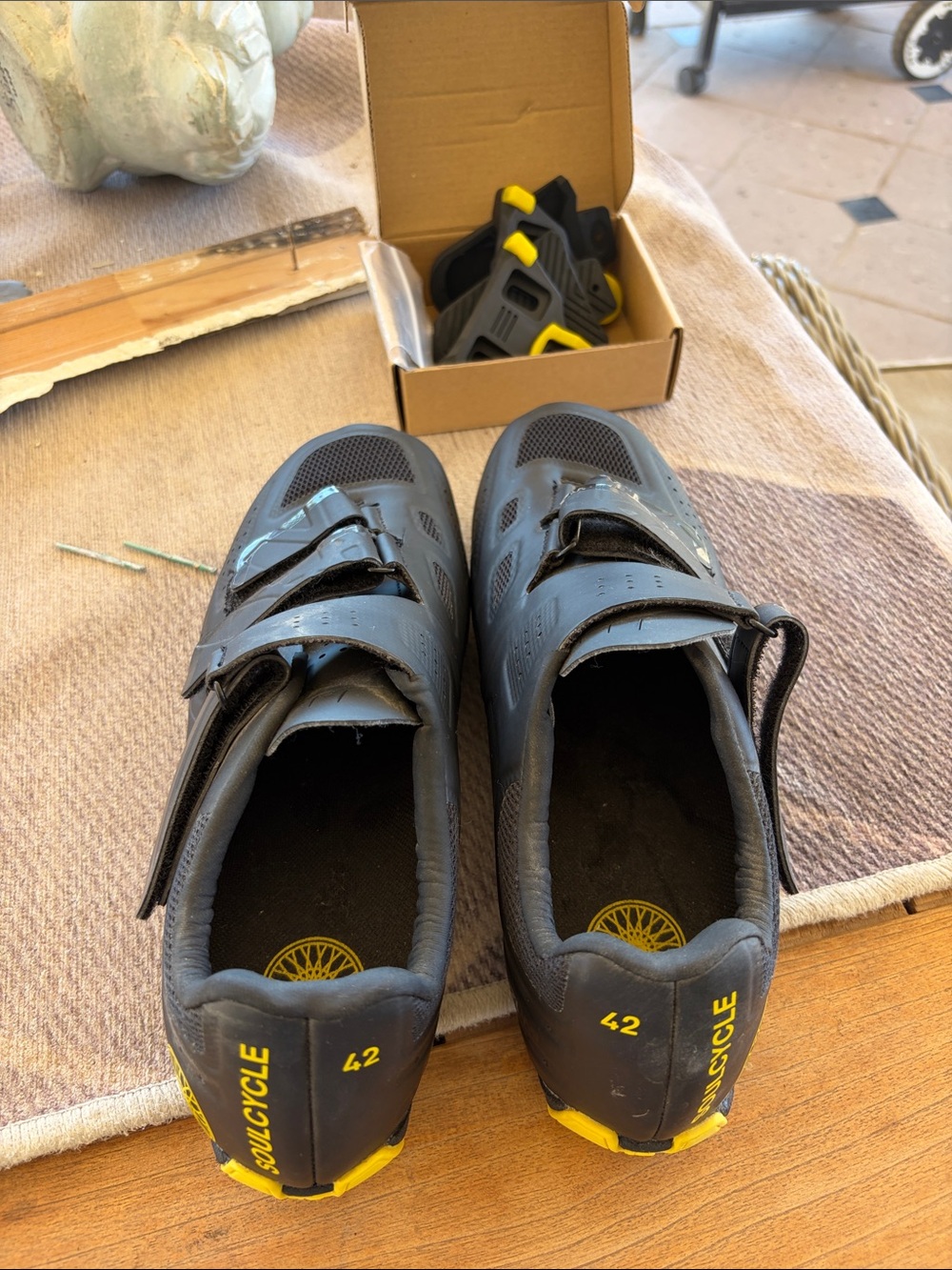 soulcycle Black and Yellow Cycling Shoes - Size 42